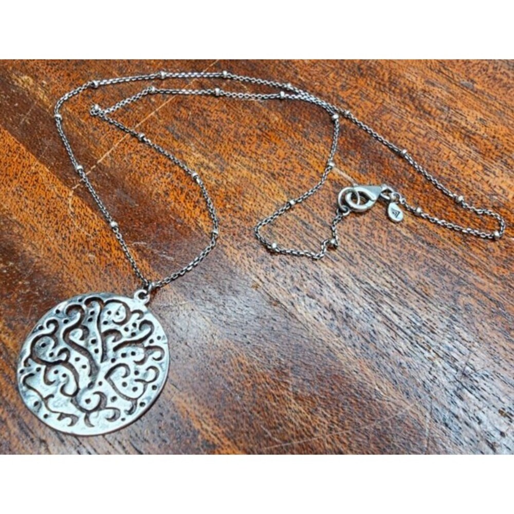 Silpada N2328 "Cut Above" 925 Sterling Silver Filigree Circle Pendant Necklace